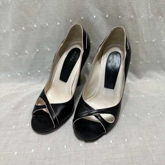 Marc Jacobs Black Open Toe 4" Pump - Picture 2 of 5